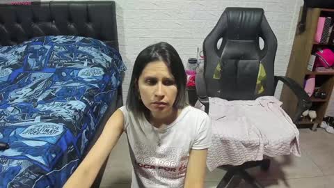 Lauren Independent model online show from 14, 1, 2025