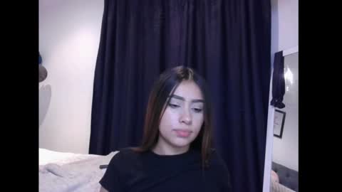 Snapshot of lauren_clauz chatting on 20, 11, 2025 Lauren Clauz online show from 20, 11, 2025