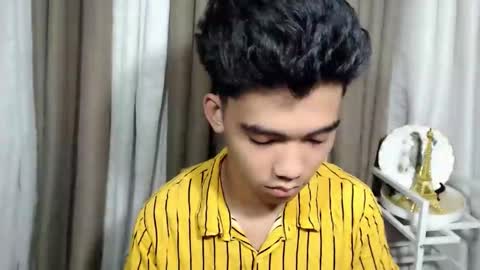 laurence_cuttieguyhere online show from 12, 3, 2026