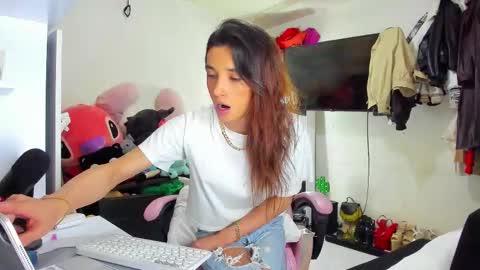 SF online show from 8, 10, 2025