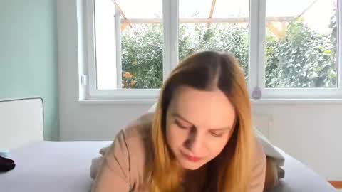 laurendreams online show from 23, 11, 2025