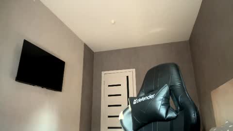 Snapshot of laurenflorens chatting on 18, 7, 2026 Di online show from 18, 7, 2026