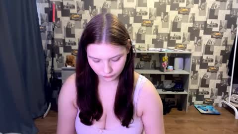 Snapshot of laurenjungling chatting on 26, 9, 2025 Hannah online show from 26, 9, 2025