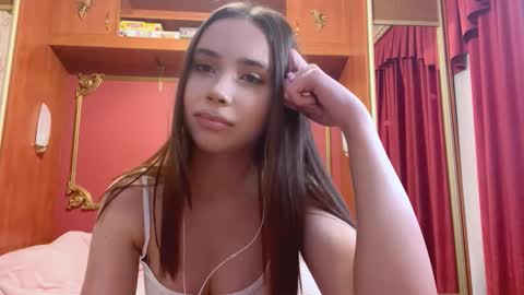 Laura online show from 3, 12, 2025