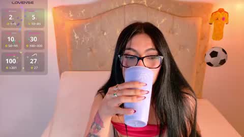 Snapshot of laurenn_smitth chatting on 8, 7, 2026 laurenn_smitth online show from 8, 7, 2026