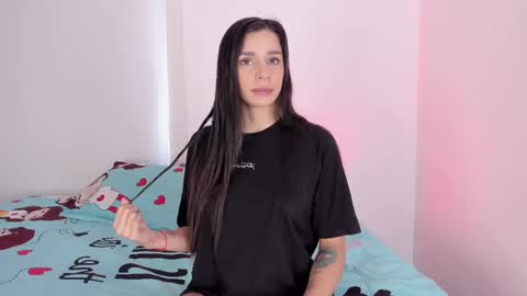 laurensmith9 online show from 19, 2, 2025