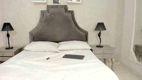 Lauren  online show from 30, 9, 2025