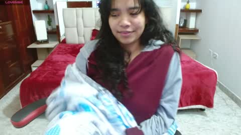 laurent online show from 23, 1, 2025