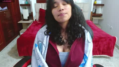 laurent online show from 28, 1, 2025