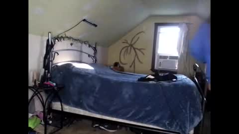 Snapshot of laureybabe44 chatting on 13, 12, 2024 Lauren online show from 13, 12, 2024