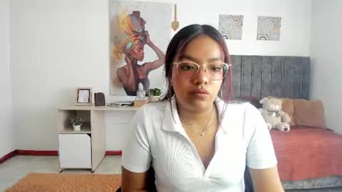 lauu7 online show from 18, 6, 2026