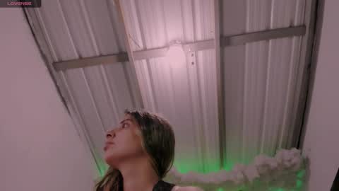 Lauu G online show from 27, 2, 2025