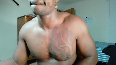 Snapshot of lavanderbrown chatting on 20, 10, 2025 lavanderbrown online show from 20, 10, 2025