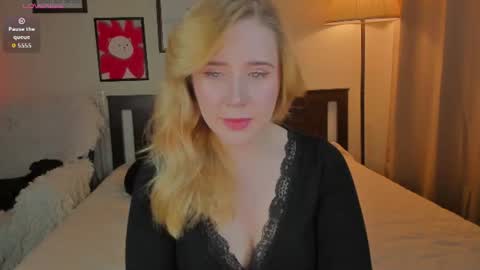 Snapshot of lavender_tender chatting on 3, 8, 2026 Lav online show from 3, 8, 2026