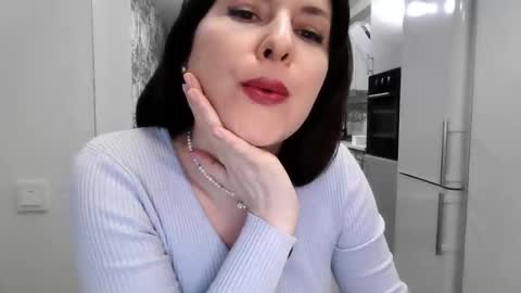 Snapshot of lavender_victoria chatting on 15, 12, 2025 Diana online show from 15, 12, 2025