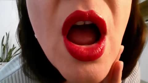 Snapshot of lavender_victoria chatting on 9, 2, 2026 Diana online show from 9, 2, 2026