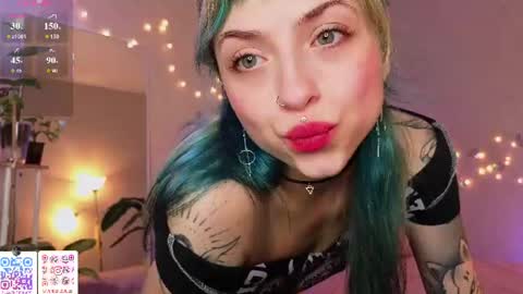 Snapshot of lavenderlav chatting on 15, 7, 2026 Melissa online show from 15, 7, 2026