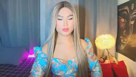 Snapshot of lavictoria_ladyboy chatting on 23, 10, 2025 Victoria online show from 23, 10, 2025