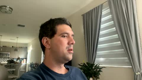 Snapshot of law_cambio chatting on 5, 12, 2024 law_cambio online show from 5, 12, 2024