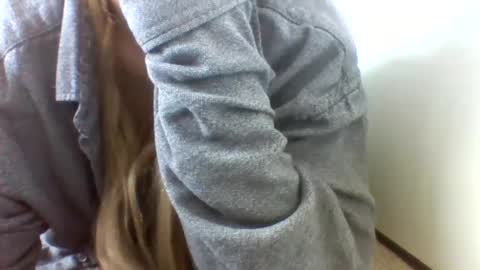 layannalea online show from 26, 9, 2025