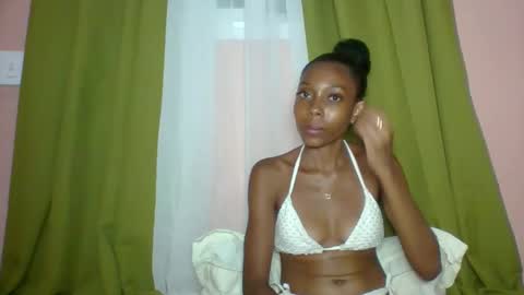 layannek online show from 6, 3, 2026