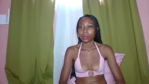 layannek online show from 8, 3, 2026