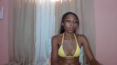 layannek online show from 30, 5, 2026