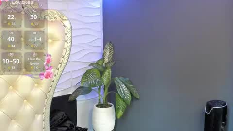 Snapshot of layla_707 chatting on 11, 9, 2025 Layla online show from 11, 9, 2025