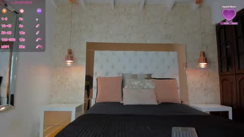 Snapshot of layla_mackenzie01 chatting on 14, 2, 2026 Layla Mackenzie online show from 14, 2, 2026