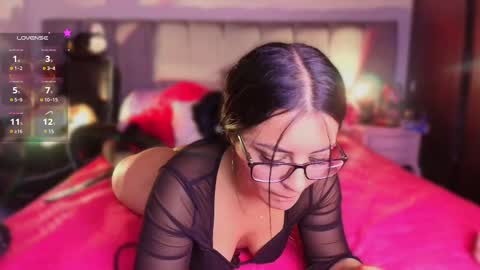 Snapshot of layla_nicols chatting on 15, 2, 2025 Layla online show from 15, 2, 2025