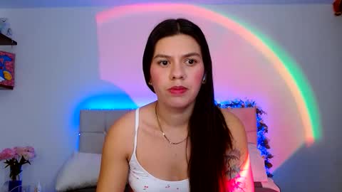 Snapshot of layla_roma chatting on 10, 6, 2026 Lia and Rachel online show from 10, 6, 2026