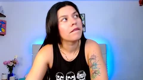 Lia and Rachel online show from 23, 6, 2026