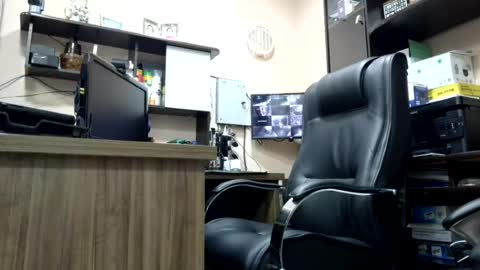 Snapshot of laylabrasil chatting on 7, 7, 2026 kelly online show from 7, 7, 2026