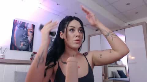 Snapshot of laylacruz chatting on 7, 12, 2024 laylacruz online show from 7, 12, 2024