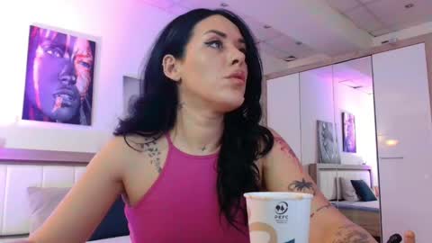 Snapshot of laylacruz chatting on 31, 12, 2024 laylacruz online show from 31, 12, 2024