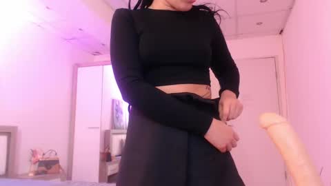 Snapshot of laylacruz chatting on 24, 2, 2025 laylacruz online show from 24, 2, 2025