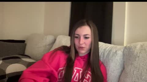 laylahlaylah1 online show from 4, 12, 2025