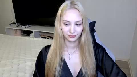 Snapshot of laylapretty001 chatting on 24, 6, 2026 LaylaPretty001 online show from 24, 6, 2026