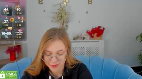 layriantavee online show from 7, 10, 2025