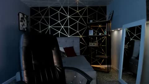 Lea Velle online show from 17, 10, 2025