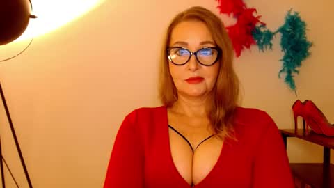 Snapshot of leadesire chatting on 8, 2, 2025 LEA online show from 8, 2, 2025