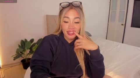 Leah online show from 2, 7, 2026