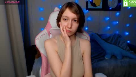 Snapshot of leah__gotty chatting on 13, 12, 2024 Leah Gotty online show from 13, 12, 2024