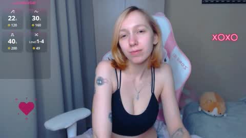 Snapshot of leah__gotty chatting on 21, 9, 2025 Leah Gotty online show from 21, 9, 2025