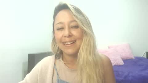 leah_susman online show from 22, 11, 2025