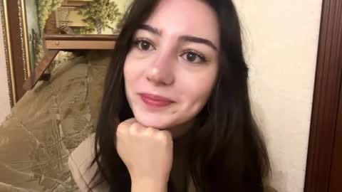 Snapshot of leahduran chatting on 20, 10, 2025 Amity online show from 20, 10, 2025