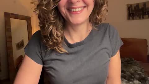 Snapshot of leahsparkles chatting on 23, 10, 2025 Leah Sparkles online show from 23, 10, 2025