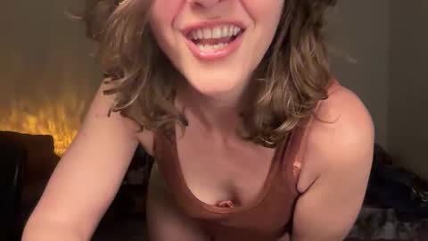Leah Sparkles online show from 17, 4, 2026