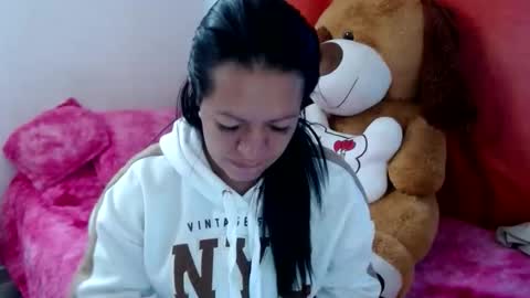 Leandra online show from 4, 2, 2026