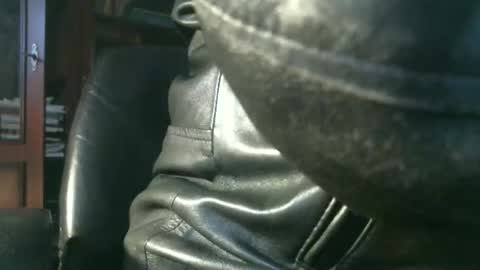 Snapshot of leathermotocross001 chatting on 21, 9, 2025 Leathermotocross online show from 21, 9, 2025